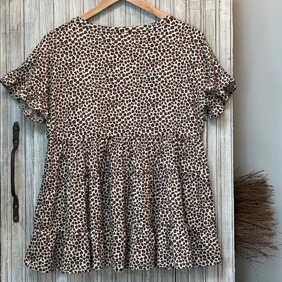 JODIFL Animal Print Short Sleeve Top Size S Oversized EUC - Picture 8 of 13